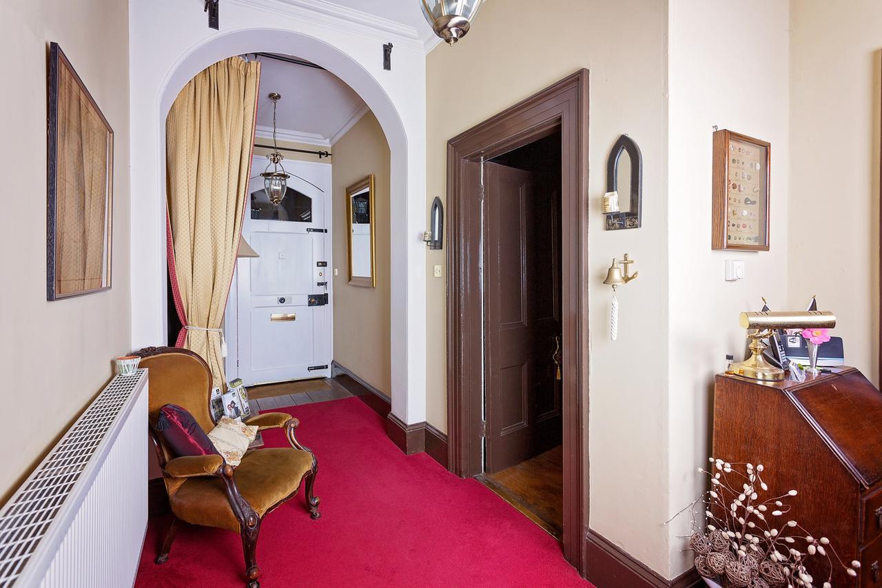 Roscrea Bed & Breakfast ボドミン エクステリア 写真